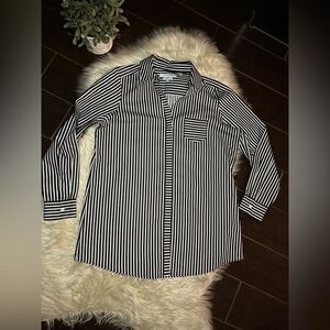 Foxcroft black/white Non-Iron Striped Shirt sz 12